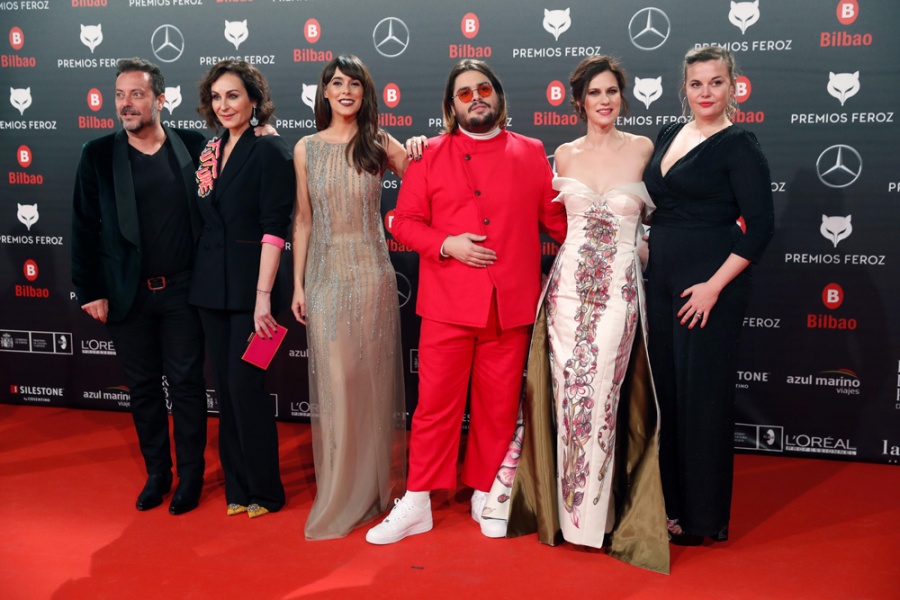El reparto de Paquita Salas, en la alfombra roja de los Premios Feroz 2019